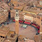 Apartamento Fuer 3 Personen Ca- 45 M² In Siena- Toskana By Interhome