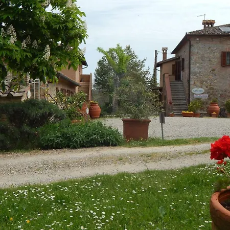 Fuer 3 Personen Ca- 45 M² In Siena- Toskana By Interhome Sienne